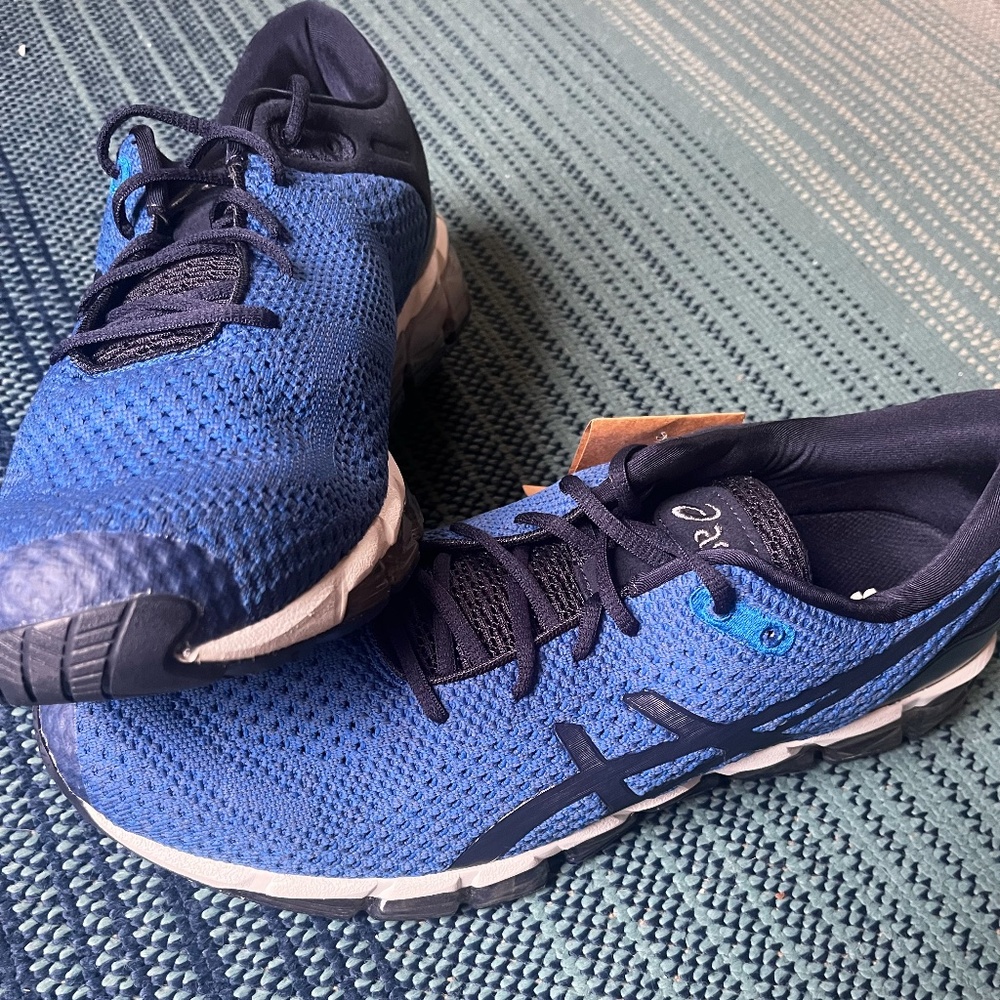 Brand new Asics Gel Quantum 360 5 Knit Sneakers